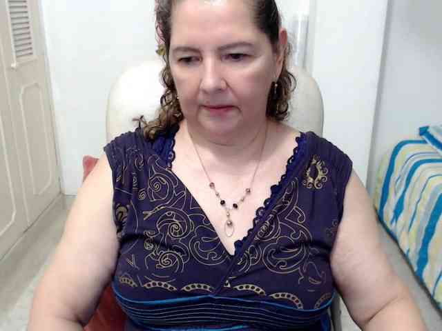 leonela-68 webcam