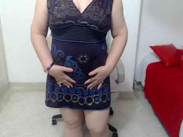 leonela-68 webcam