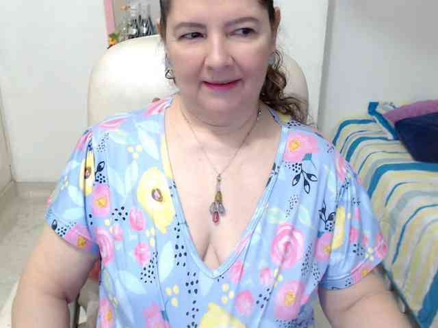 leonela-68