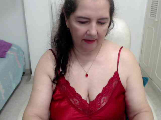 leonela-68