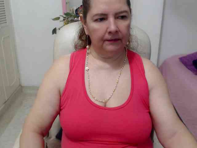 leonela-68 webcam