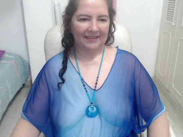 leonela-68 webcam