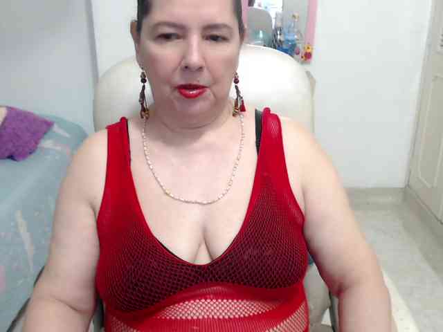 leonela-68 webcam