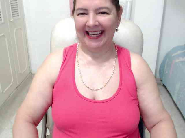 leonela-68 webcam
