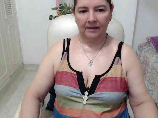 leonela-68 webcam