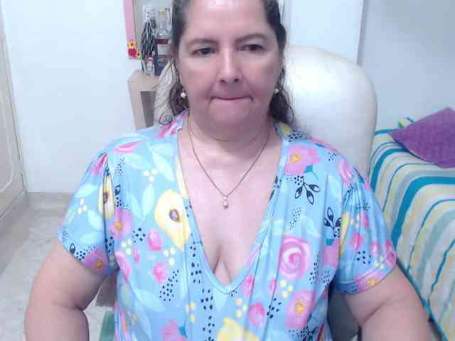 leonela-68 webcam