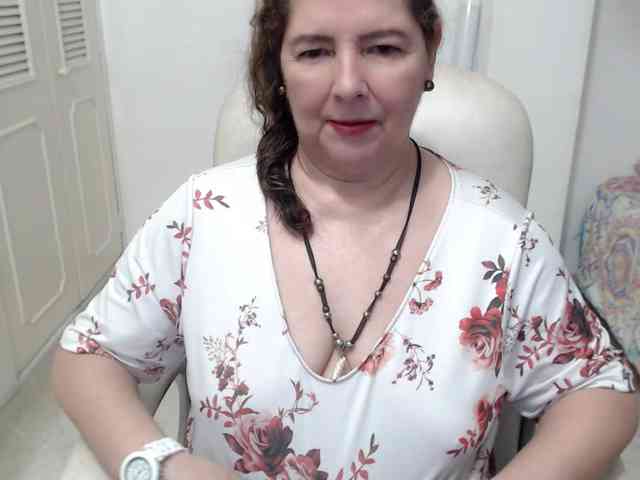 leonela-68 webcam