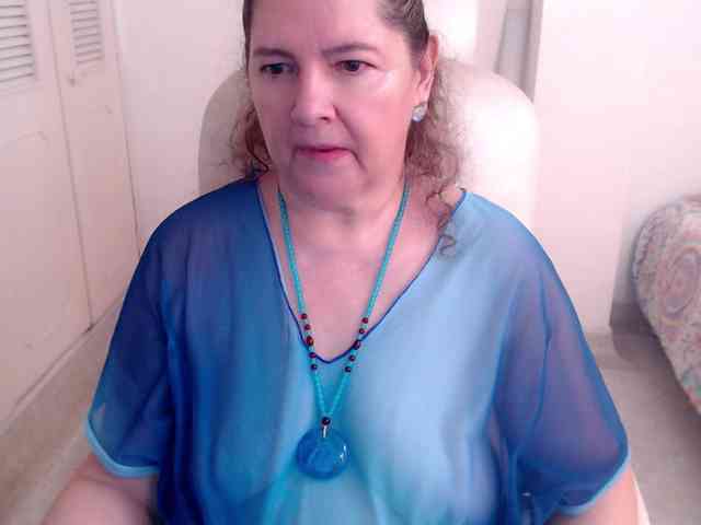 leonela-68 webcam