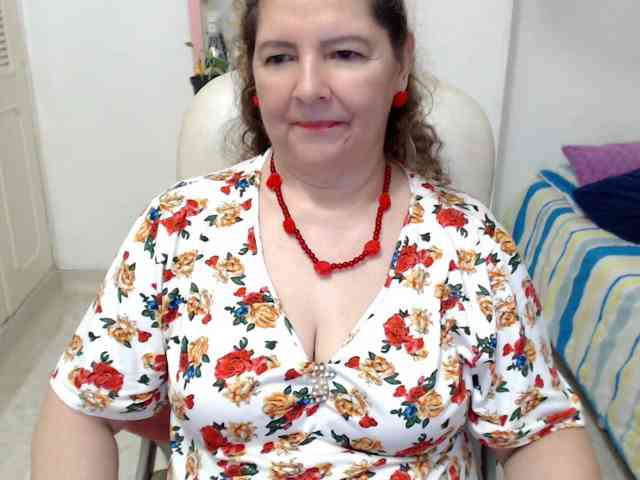 leonela-68