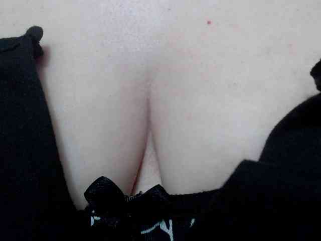 leonela-68 webcam