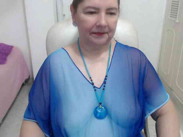 leonela-68 webcam