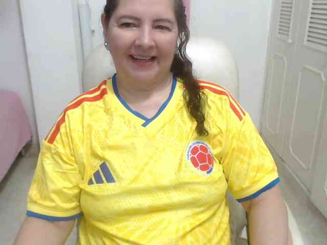leonela-68 webcam