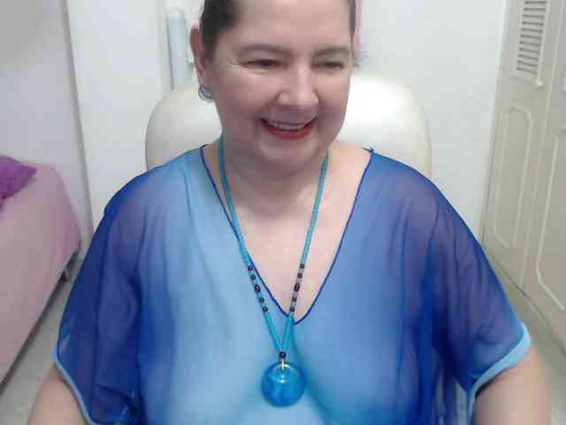 leonela-68 webcam