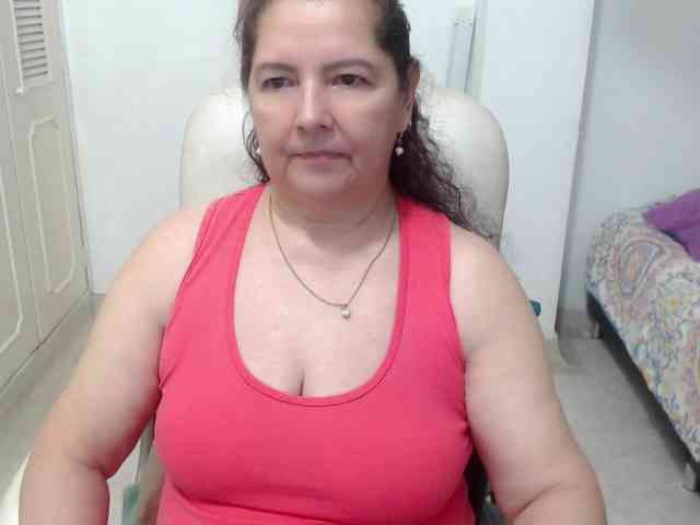 leonela-68 webcam