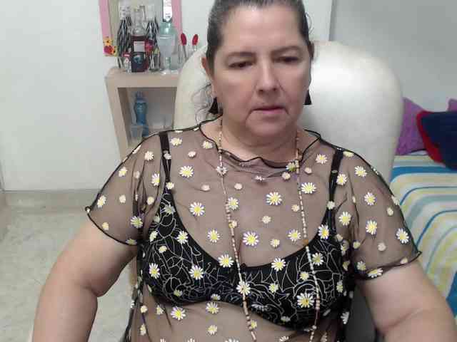 leonela-68 leonela-68