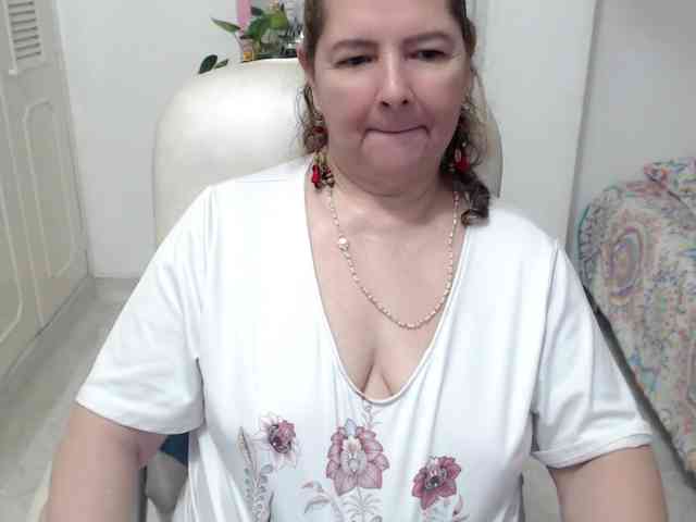 leonela-68 webcam
