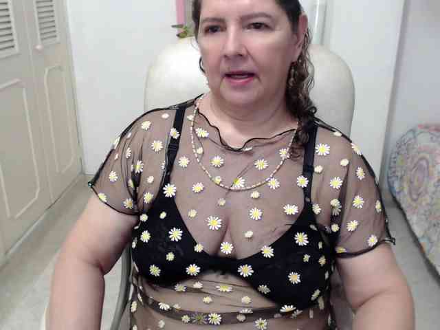 leonela-68 webcam