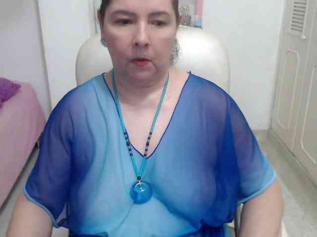 leonela-68 webcam