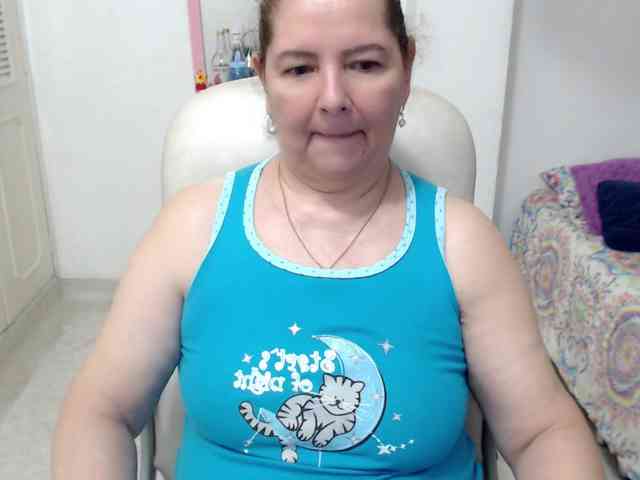 leonela-68