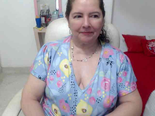leonela-68 webcam