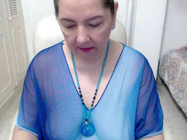 leonela-68 webcam