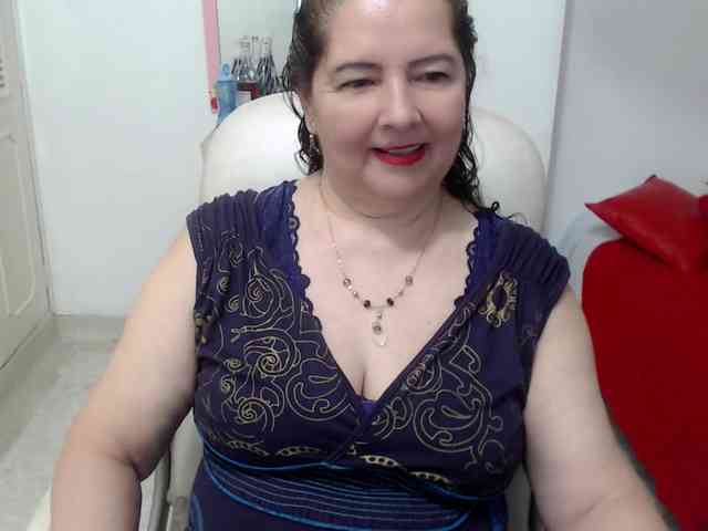 leonela-68