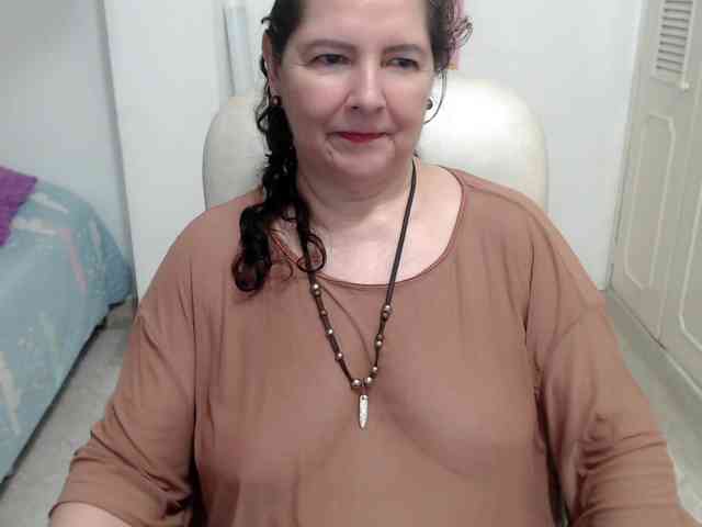 leonela-68 webcam