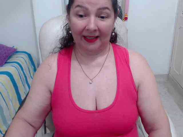 leonela-68 webcam