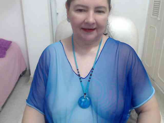 leonela-68 webcam