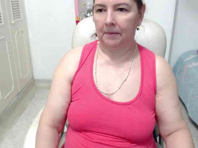 leonela-68 webcam