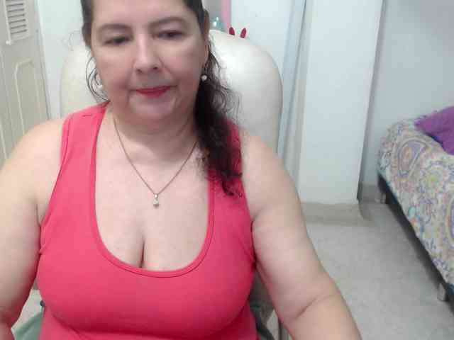 leonela-68