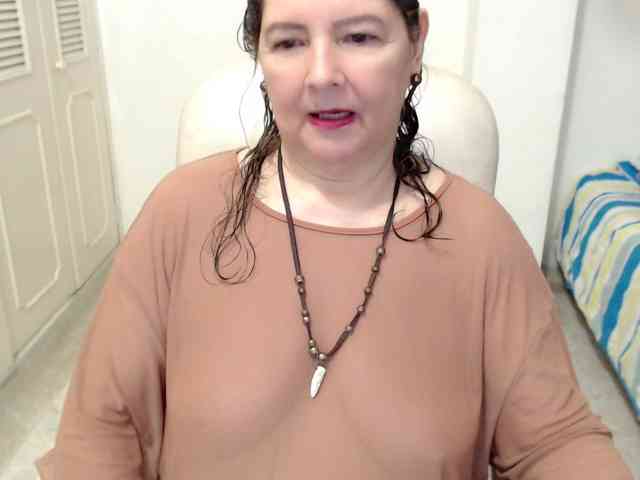 leonela-68 leonela-68