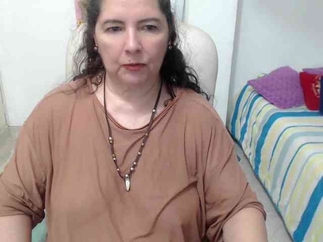 leonela-68 webcam