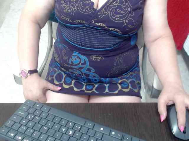 leonela-68 webcam
