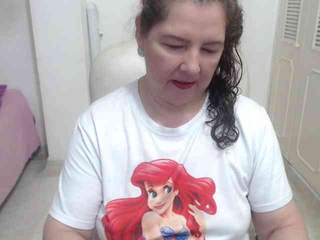 leonela-68 webcam