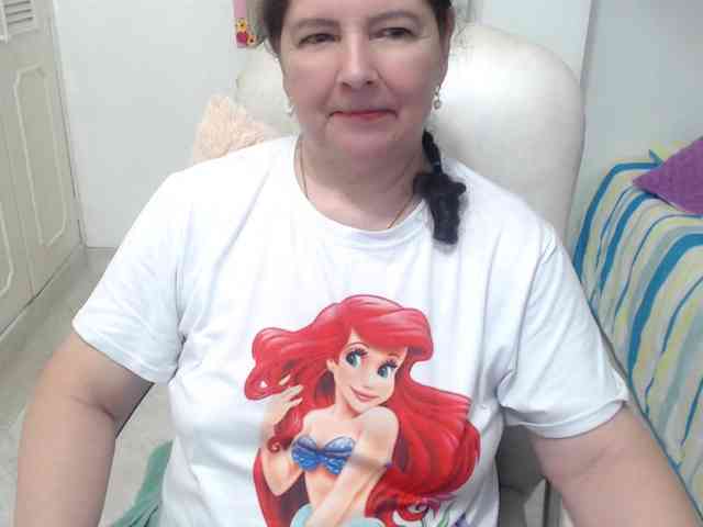 leonela-68