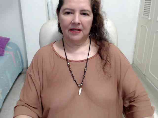 leonela-68 webcam