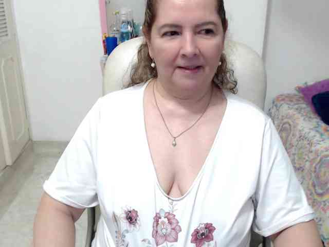 leonela-68 webcam