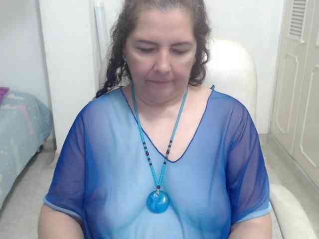 leonela-68 webcam