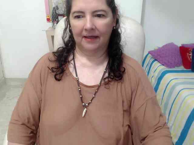 leonela-68 webcam