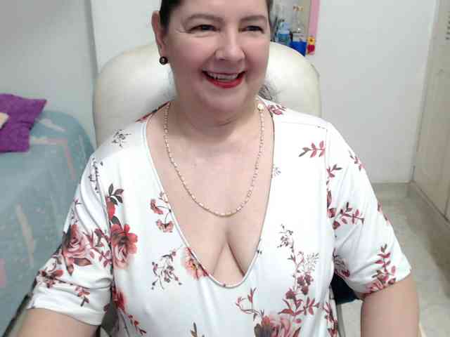 leonela-68 webcam