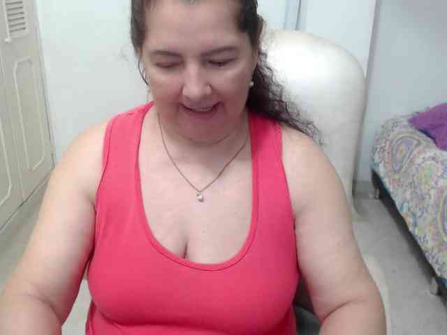 leonela-68