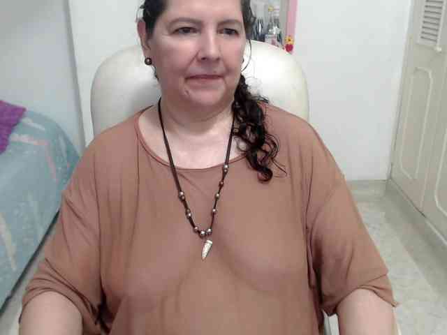 leonela-68 webcam