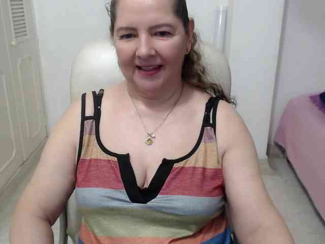 leonela-68 webcam
