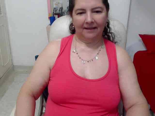 leonela-68