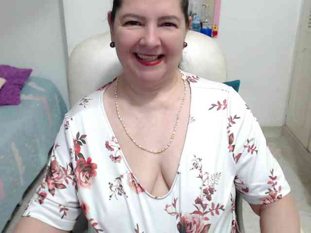 leonela-68