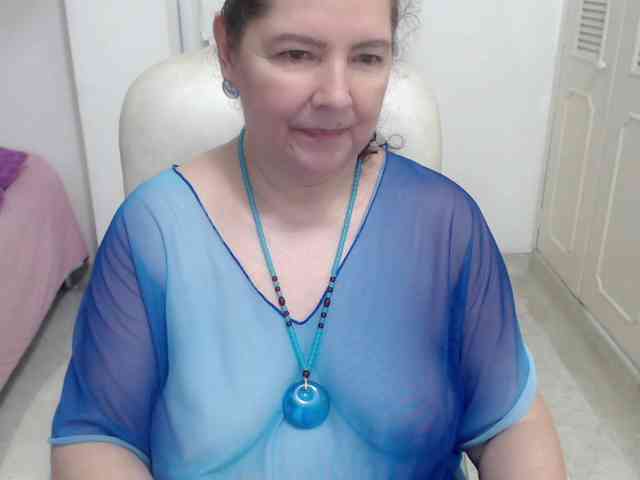 leonela-68 webcam