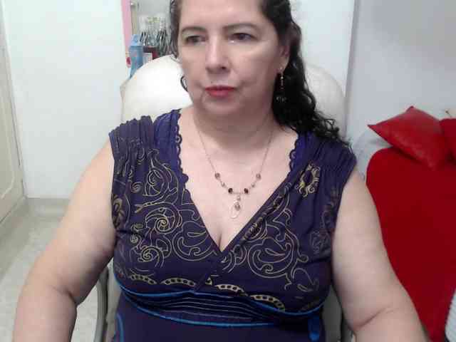 leonela-68