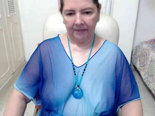 leonela-68
