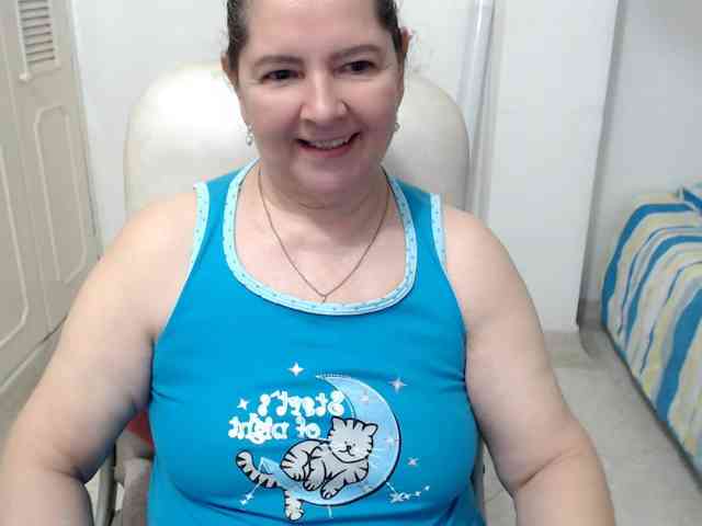leonela-68 webcam